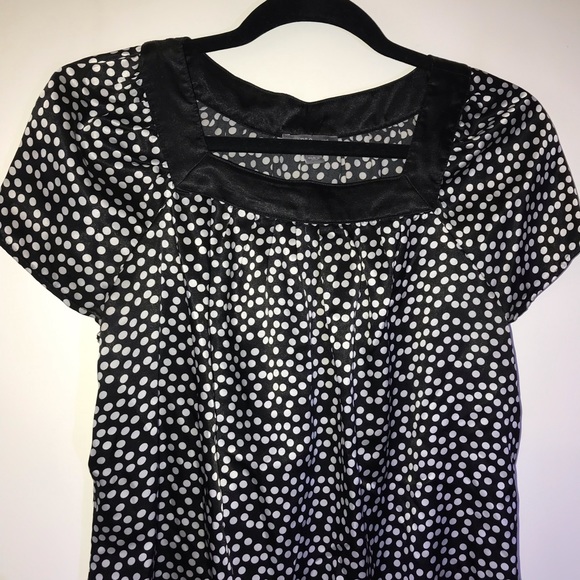 Apt. 9 Black/White Polka Dot Blouse ~B13 - Picture 2 of 4